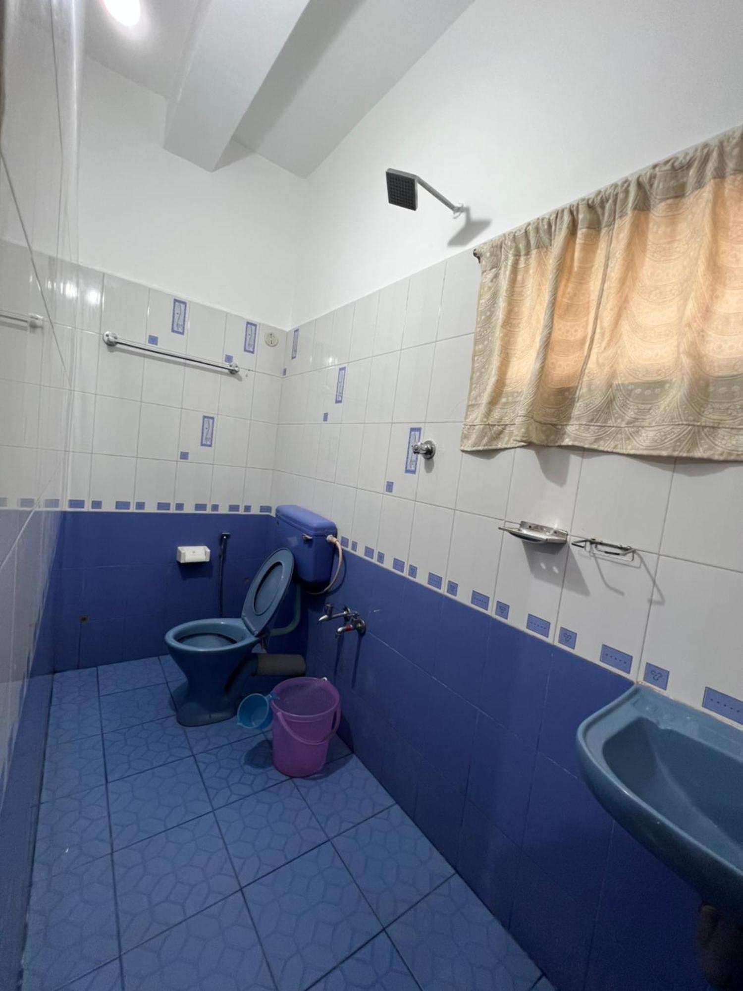 Tranquilou Homestay Теккади Экстерьер фото