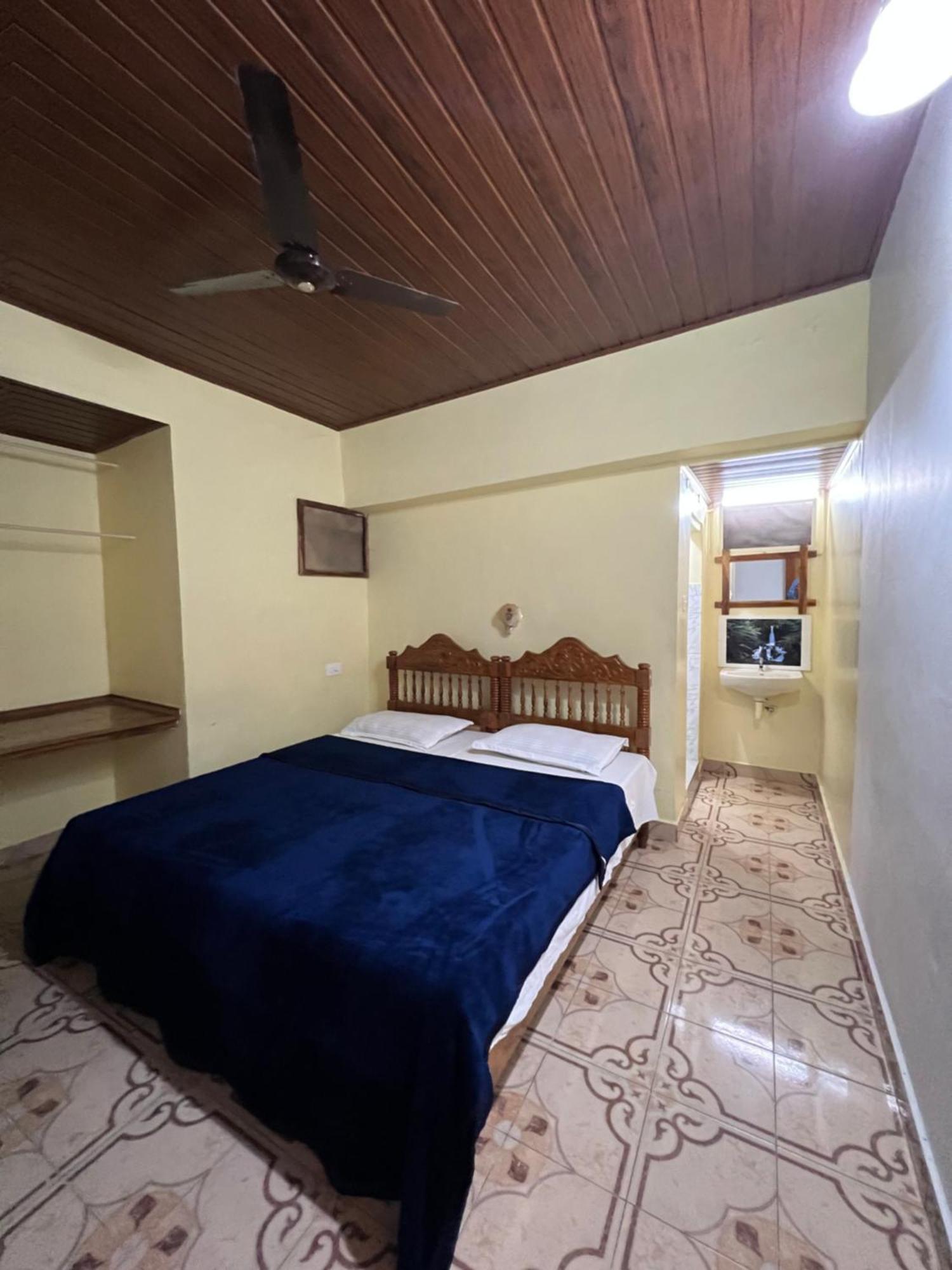 Tranquilou Homestay Теккади Экстерьер фото