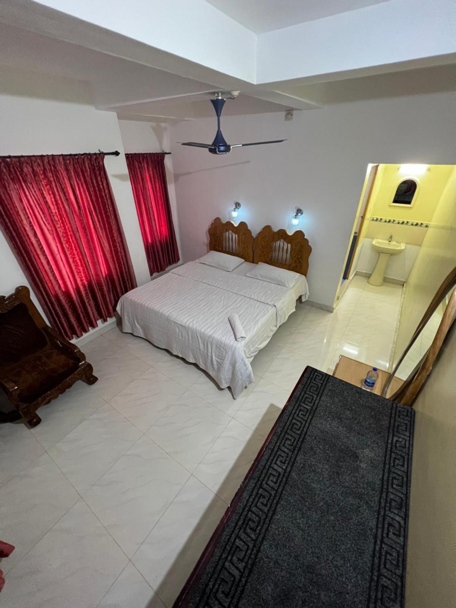 Tranquilou Homestay Теккади Экстерьер фото